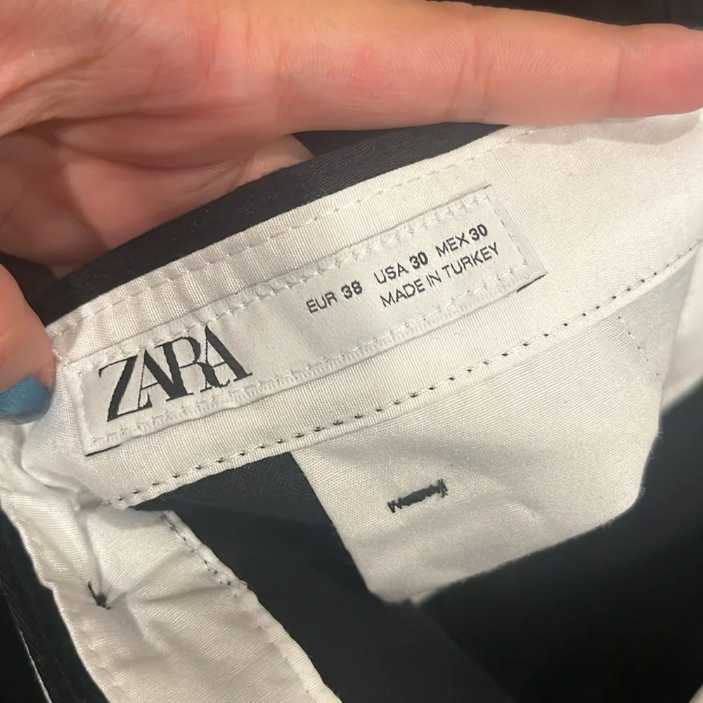 Zara Black Dress Pants (Size 30)​